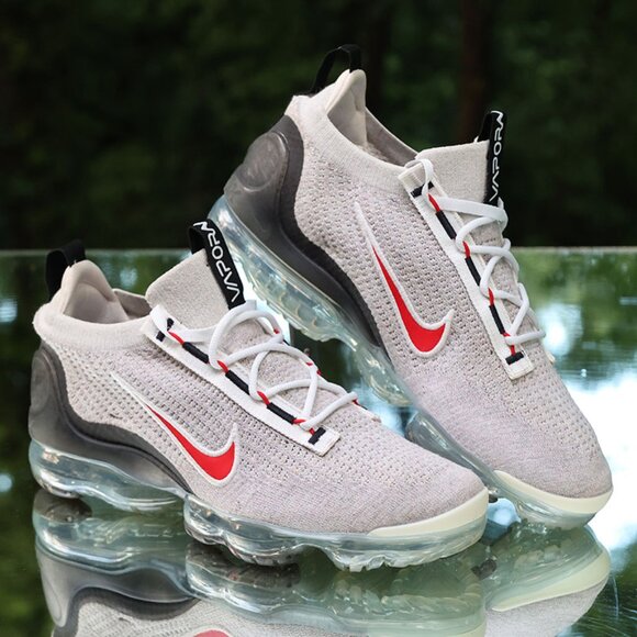 Nike Air VaporMax Flyknit 2021 Size 10 - Picture 3 of 14